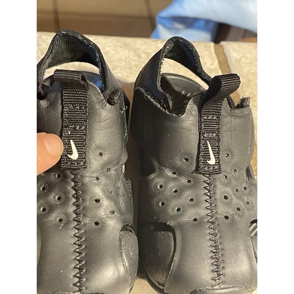 Nike Baby Boy's Sunray Protect 2 TD (Infant/Toddler) Black/White 4C Toddler Baby - Picture 2 of 9